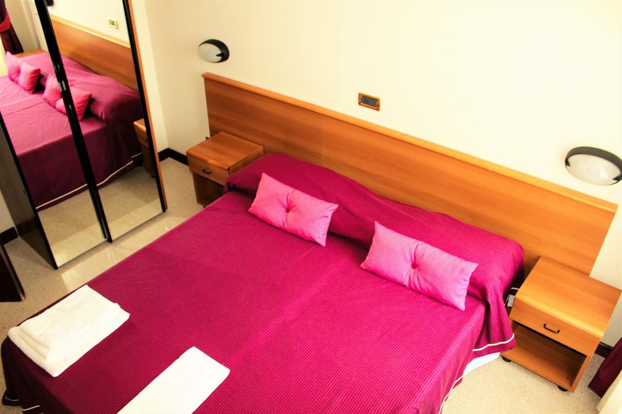 Il Postiglione Hotel - Sala Ricevimenti مينتورنو المظهر الخارجي الصورة